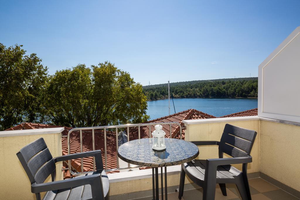 Apartments Duje Ribnica Obrovac Kültér fotó
