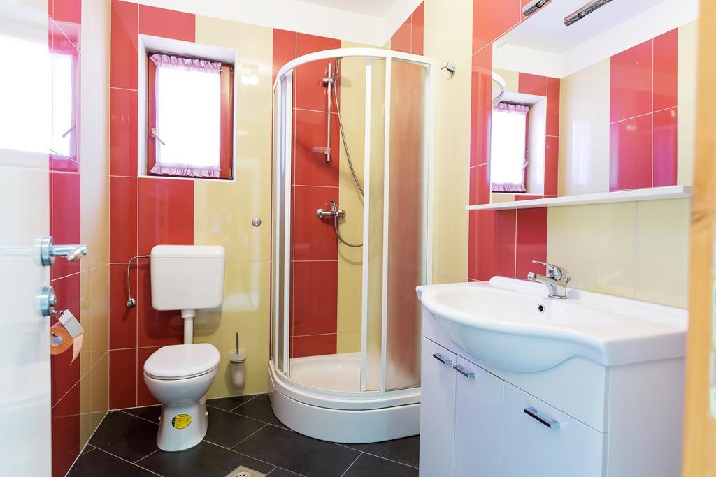 Apartments Duje Ribnica Obrovac Kültér fotó