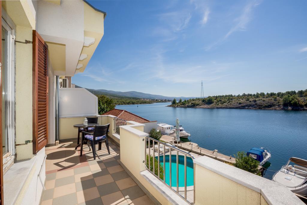 Apartments Duje Ribnica Obrovac Kültér fotó